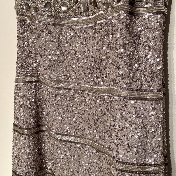 Aidan Mattox Party Dress sequined and beaded spaghetti straps in Platinum size 8 - Picture 7 of 13
